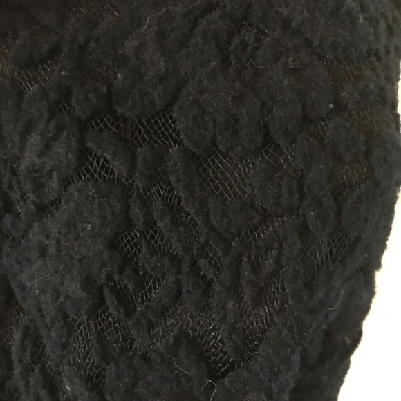 Medium Rue 21 Black Lace Sleeveless Top - Picture 3 of 7